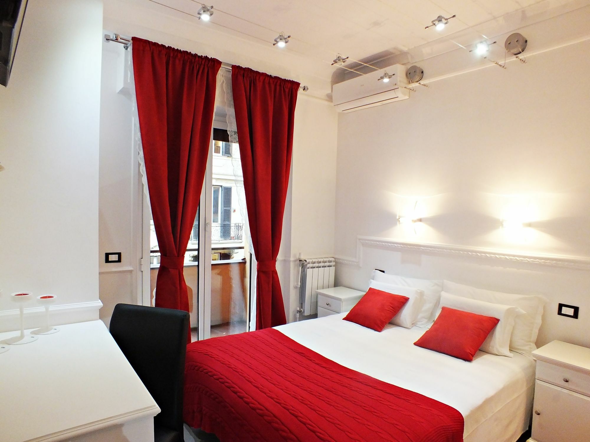 Hotel Le Petit Bijou Rzym Zewnętrze zdjęcie